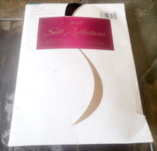 Size 3 Plus Vintage Hanes Silk Reflections Silky Sheer Control Top Pantyhose - $12.85