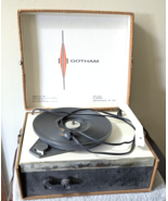 Gotham Model No. 9500 Vintage Portable Suitcase Record Player Parts Only - $27.08 CAD