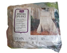 Vintage Sears &quot;Bokhara&quot; Valance And Pollow Sham Natural Off White Tan - $23.75