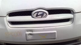 Grille Hatchback Fits 06-11 ACCENT 103877980 - $2,704.07 MXN