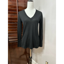 Halogen Womens Pullover Sweater Black Long Sleeve V Neck Lightweight Knit XS New - £18.15 GBP