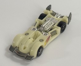 1995 Hot Wheels Road Rocket Diecast Car White Flames Toy - $40.82 MXN