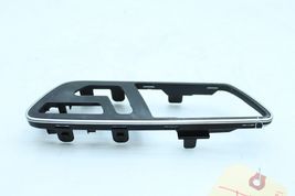 10-13 MERCEDES-BENZ E350 SEDAN Front Left Driver Side Door Handle Trim F3709 image 6