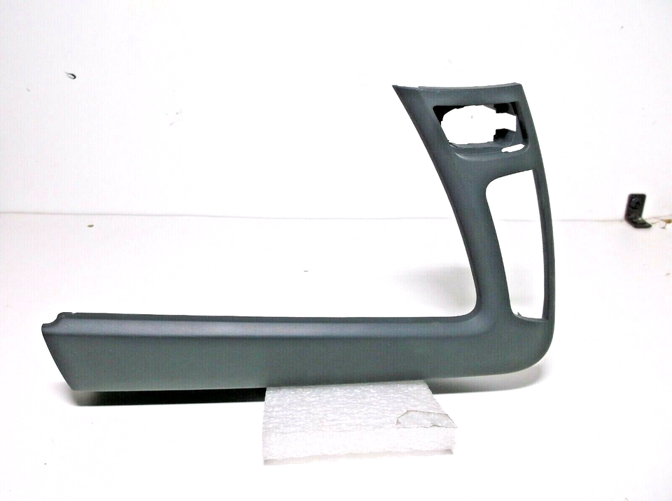 10-11-12-13-14-15-16 AUDI A5/S5  FRONT  LEFT DRIVER SIDE DOOR PANEL/TRIM - $16.80