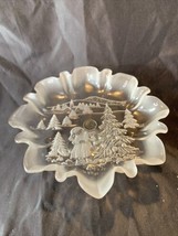 Mikasa Christmas Story Etched Glass Pedestal Bon Bon Dish Cookie Plate Fluted - £7.87 GBP