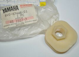 NOS YAMAHA 8V0-47446-01-00 SUSPENSION HOOK HOLDER PZ480 XL540 EC340 ET34... - $9.89