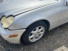 Driver Fender 203 Type Coupe C230 Fits 02-05 MERCEDES C-CLASS 104650484 - $99.00