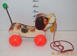 Vintage 1968 Fisher Price Little Snoopy PULL TOY #693 RARE VHTF - $36.68