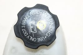 2003-06 CHEVROLET SILVERADO SIERRA HD 2500 3500 BRAKE FLUID RESERVOIR TANK H0139 image 9