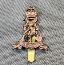 Vintage British Army Labour Corps Royal Pioneer Corps Slider Beret Cap Badge - £19.78 GBP