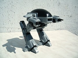 Resin static scale Model of ED-209 from Robocop movie - $64.35