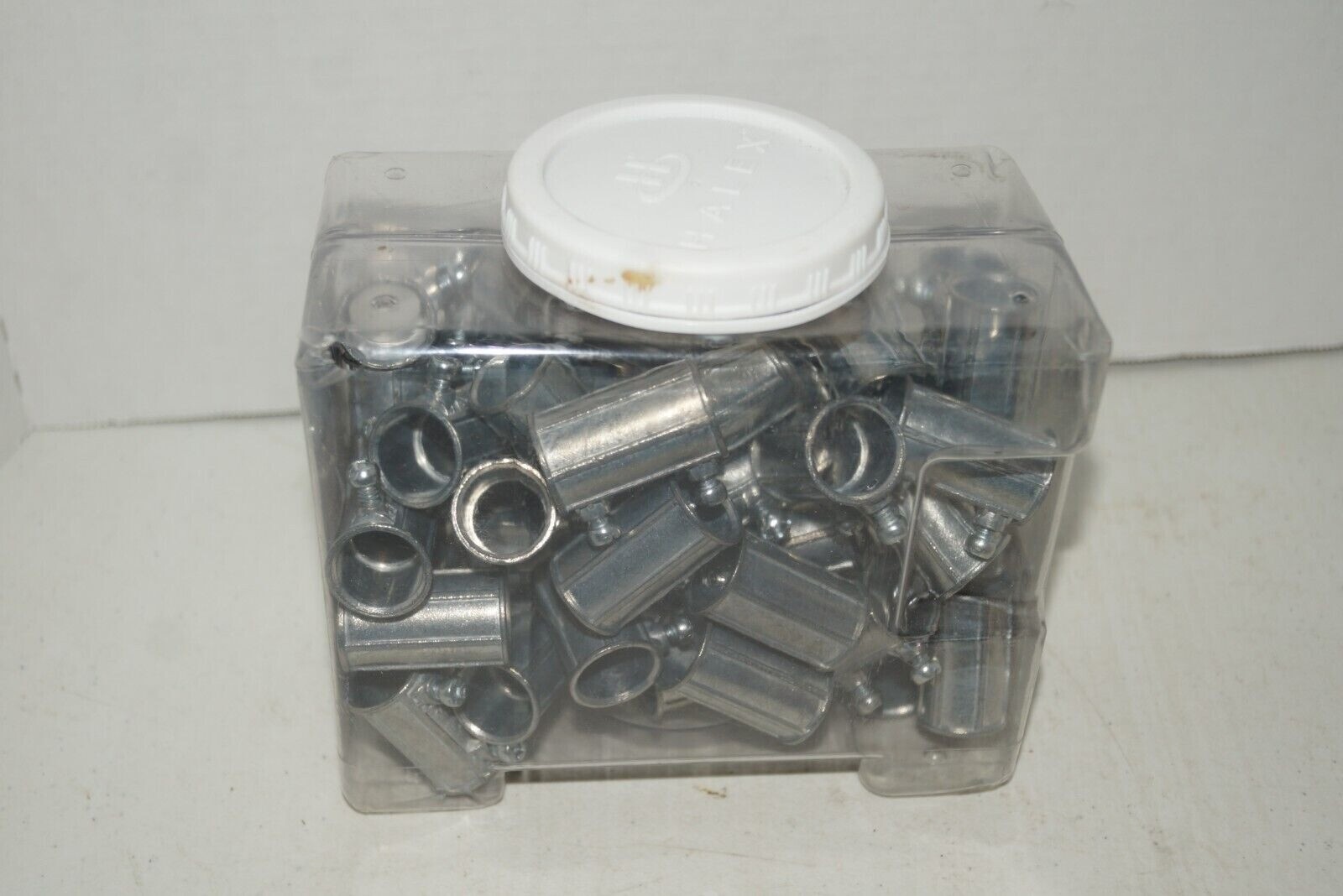 Halex 1/2 in. EMT Set-Screw Coupling Die Cast Zinc Plated (50-Pack) NEW IN BOX! Item image 3