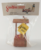 Vtg Walt Disney Snow White Wishing Well Christmas Decoration Ornament New! Rare! - £39.92 GBP