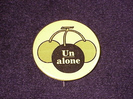 Vintage 7up Un Alone Promotional Pinback Button, Pin - $6.75