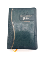 The New American Bible St Joseph Edition Catholic Publishing 1992 Green ... - £22.67 GBP