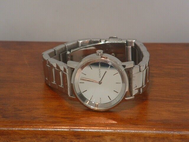 Women&#39;s DKNY NY-2177 Analog Fashion Watch - $34.65