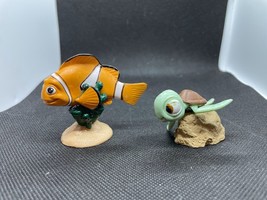 Finding Nemo Figures Squirt and Marlin Lot of 2 Finding Nemo Turtle Clownfish - £11.46 GBP