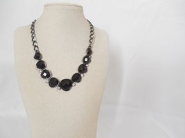 Jones of New York 17&quot; w 3&quot; ext Dark Grey Tone Black Stone Chain Necklace D140 - £15.56 GBP