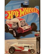 Max Steel 2023 Hot Wheels HW Roadsters 5/10 white - $9.45 CAD