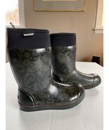 Bogs Womens US 6 Taylor Corsage Black Boots Pull On Non Slip Rubber Wate... - $46.48 CAD