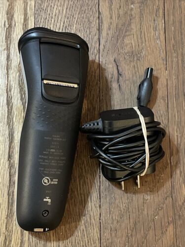 Philips Norelco S1211 Series 2000 Wet Dry Mens Rechargeable Electric Shaver - $21.78