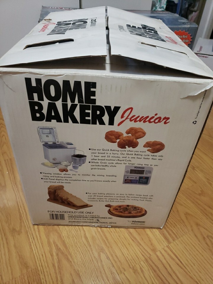 Zojirushi BBCC-Q10 Home Bakery Junior Automatic Bread Machine Item image 3