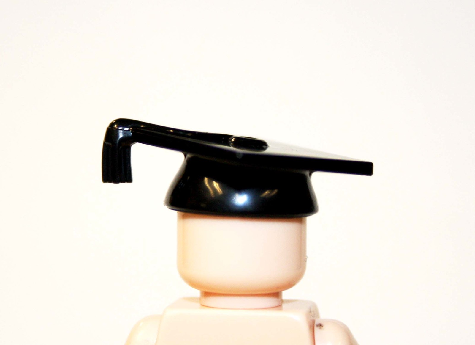 MZ School Graduate Hat Cap Graduation For Action Minifigures - $2.05
