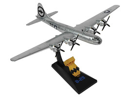 Boeing B-29 Superfortress Bomber Aircraft U.S. Air Force &quot;Bockscar&quot; with 1/72 Sc - £115.06 GBP