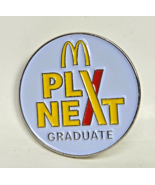 Mcdonalds PLX Next Graduate Round Blue Lapel Pin Collectible - €4,27 EUR