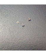 PUW Quartz Watch Movement Cal. 510 Coil Guard Screw Part X10528 Qty 3 - $272.22 MXN