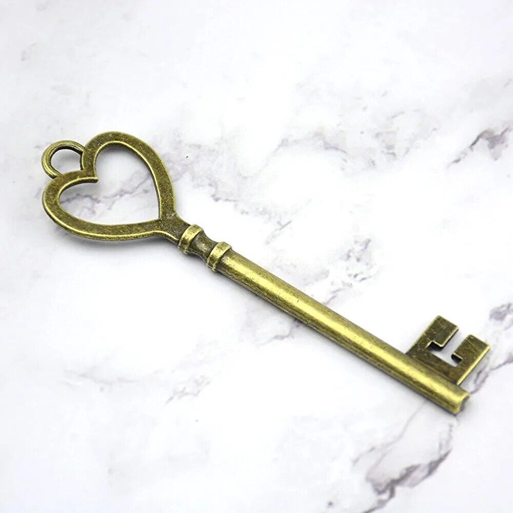 Heart Key-Big Key-Skeleton Key-Antiqued Bronze-84mm Large Skeleton Key-Love - $4.45
