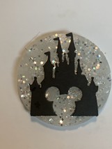 retractable badge holder Disney’s Magical Kingdom - £7.75 GBP