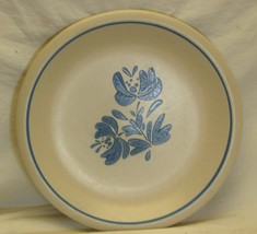 Yorktowne Pfaltzgraff Dinner Plate Blue Floral Smooth Blue Trim China - $21.77