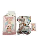 Authentic PopMart Crying Again Cry Baby (I&#39;ll bring you a flower) Open box  - $929.16 MXN