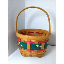 Round Christmas &quot;Holly&quot; Ribbon Basket - Lattice Type- Adorable! Farmhous... - $168.69 MXN