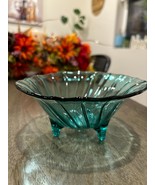 3 footed bowl Jeannette ultramarine swirl - $295.62 MXN