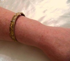 Department Store   7&quot;Antique Gold Tone Elegant Bangle Bracelet E592 - $12.47