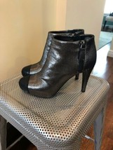 EUC CHANEL Dark Gray Leather Stingray Effect Iridescent Ankle Boots SZ 6,5 - £544.55 GBP