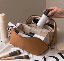 Elegant Travel Makeup Bag with Spacious CompartmentsBrown Color  - £11.39 GBP