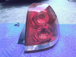 2004 2005 CHEVROLET MALIBU MAX  RIGHT TAILLIGHT USED OEM ORIGINAL GM PART - $133.80