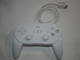 Nintendo Wii Pro Controller (OEM) White - €21,92 EUR