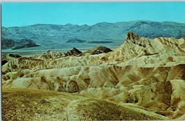 Manly Beacon &amp; Death Valley from Zabriskie Point Postcard - £4.69 GBP