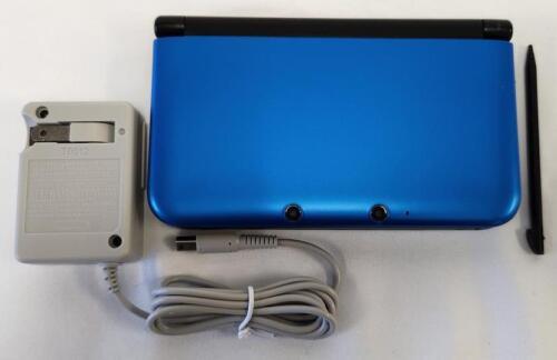 Nintendo 3DS XL BLUE Portable Handheld Video Game Console System LL 3D DS - £217.42 GBP
