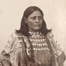 1890&#39;s Kiowa Squaw Res Woman in Traditional Dress Bretz Cabinet Photo Ft. Sill - £404.61 GBP