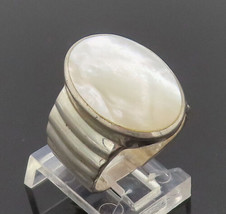 925 Sterling Silver - Vintage Solid Oval Abalone Wave Carved Ring Sz 7 -... - £32.65 GBP