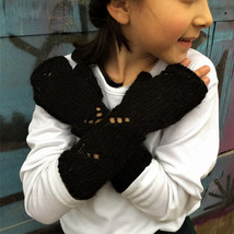 Alpaca Gloves - Girls&#39; Black Fingerless Armwarmers, Fair Trade, Made in Chile - £27.93 GBP