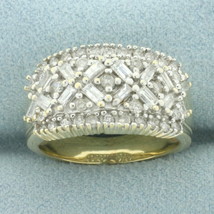Baguette and Round Diamond Ring in 10k Yellow Gold - £593.92 GBP