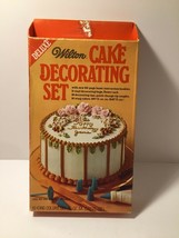 Vintage Wilton Cake Decorating Set New Never Used - £2.88 GBP