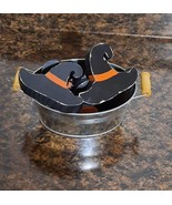 3 wooden witch&#39;s hat cutout, painted wood witch hat, witch hat shape, wo... - $8.08 CAD