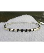 Vintage Mexico 950 Sterling Bracelet--Inlaid Onyx hinged Bangle- 22g sil... - $1,561.89 MXN